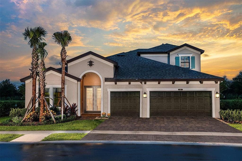 21660 EMORY OAK PLACE LAND O LAKES, FL 34637