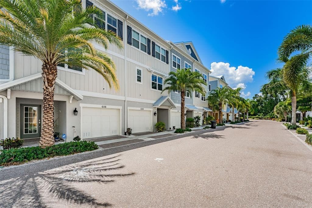 6116 MARINA COVE WAY S ST PETERSBURG, FL 33712