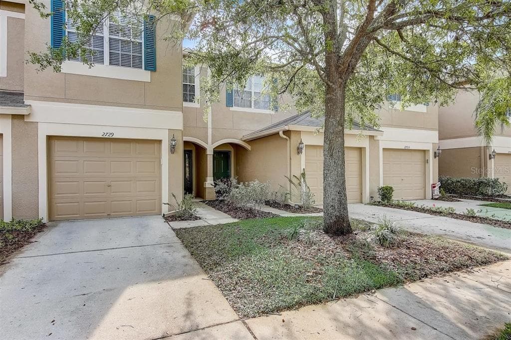 2729 CONCH HOLLOW DRIVE BRANDON, FL 33511