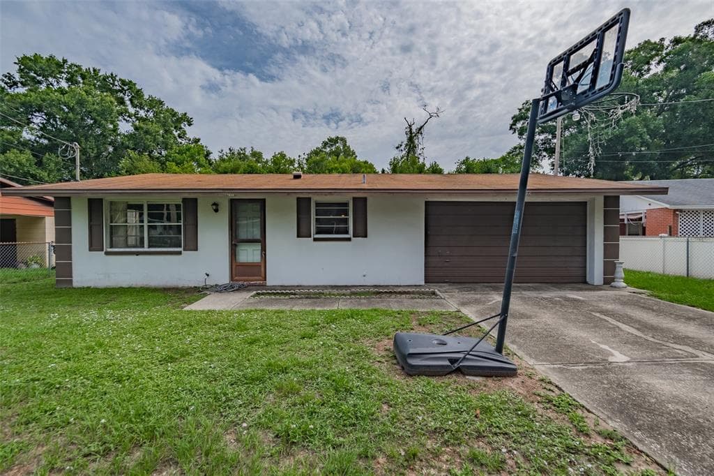 7226 PALIFOX CIRCLE