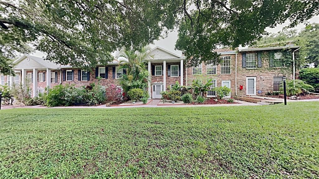 5850 CYPRESS GARDENS BOULEVARD UNIT 502 WINTER HAVEN, FL 33884