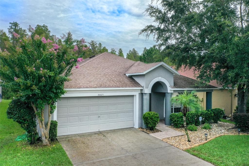 30023 BERMUDA DUNES WAY WESLEY CHAPEL, FL 33543