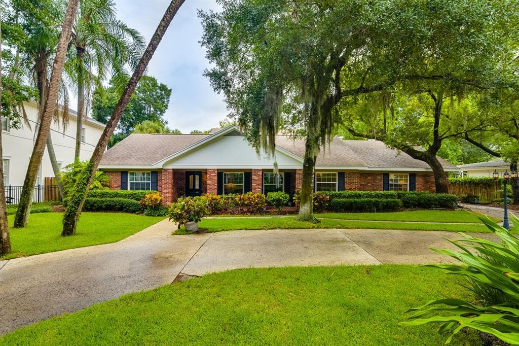 4205 W AZEELE STREET TAMPA, FL 33609