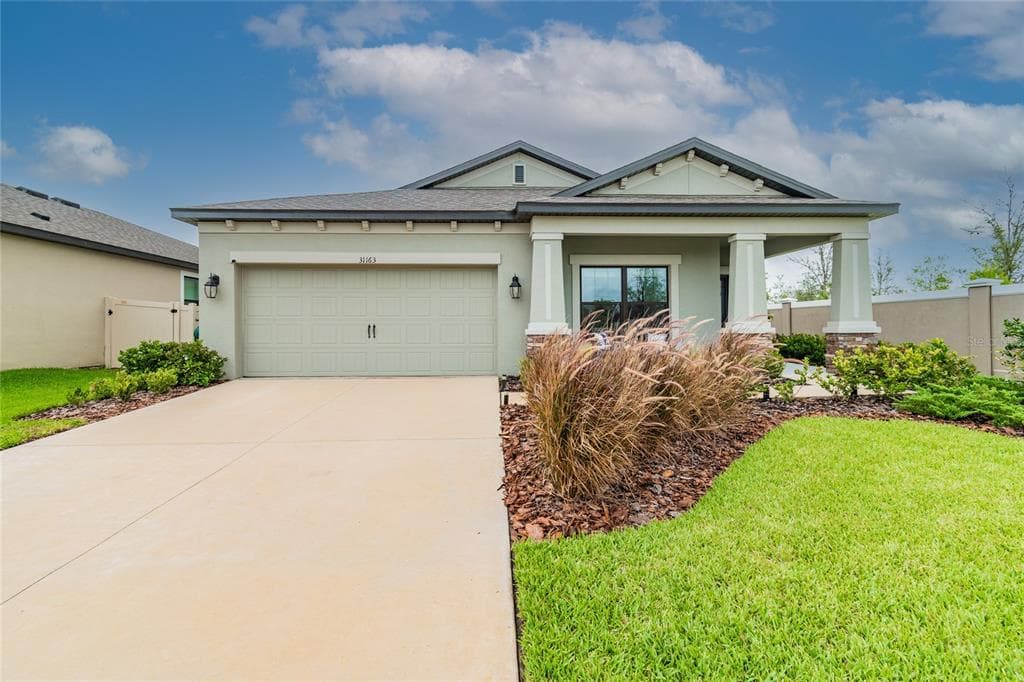 31163 PARROT REEF COURT WESLEY CHAPEL, FL 33545