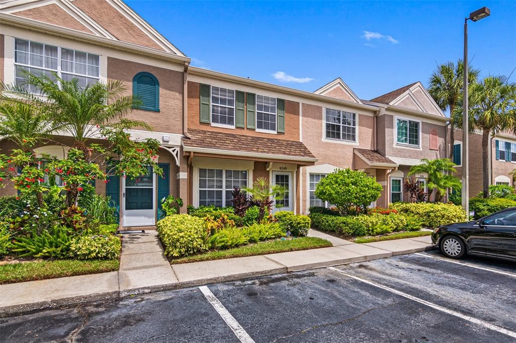 6349 BAYSIDE KEY DRIVE TAMPA, FL 33615