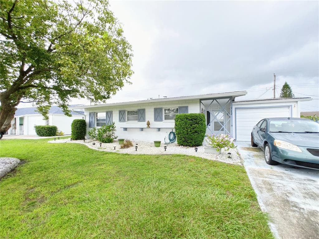 712 TAM O SHANTER AVENUE SUN CITY CENTER, FL 33573