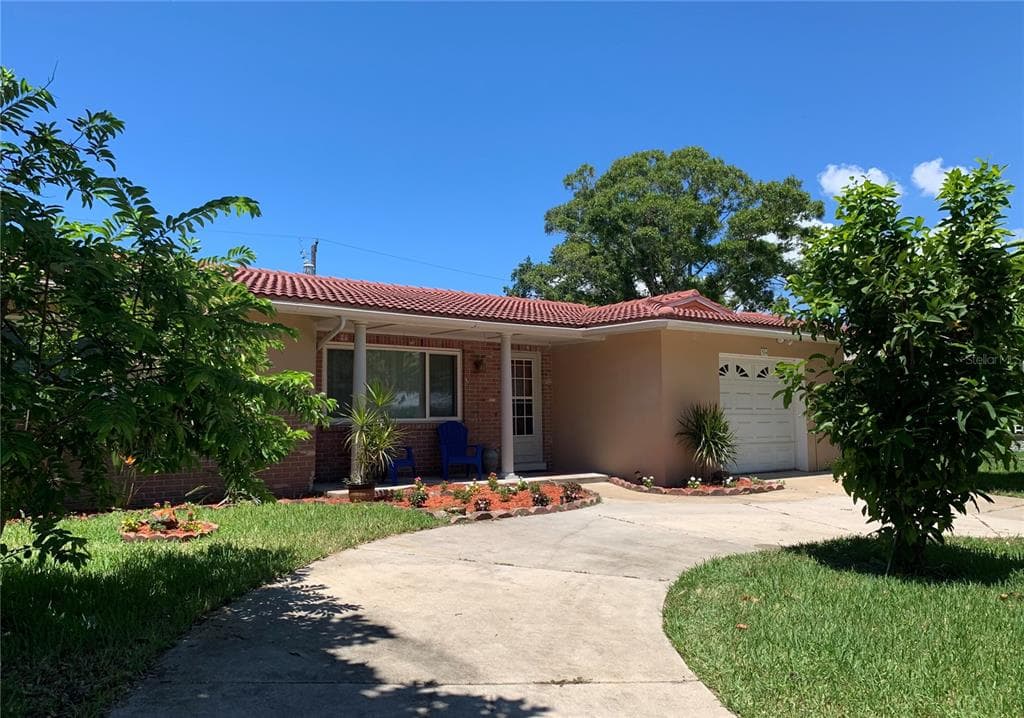 534 E PARK DRIVE LARGO, FL 33771