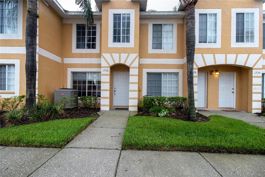 1726 FLUORSHIRE DRIVE BRANDON, FL 33511