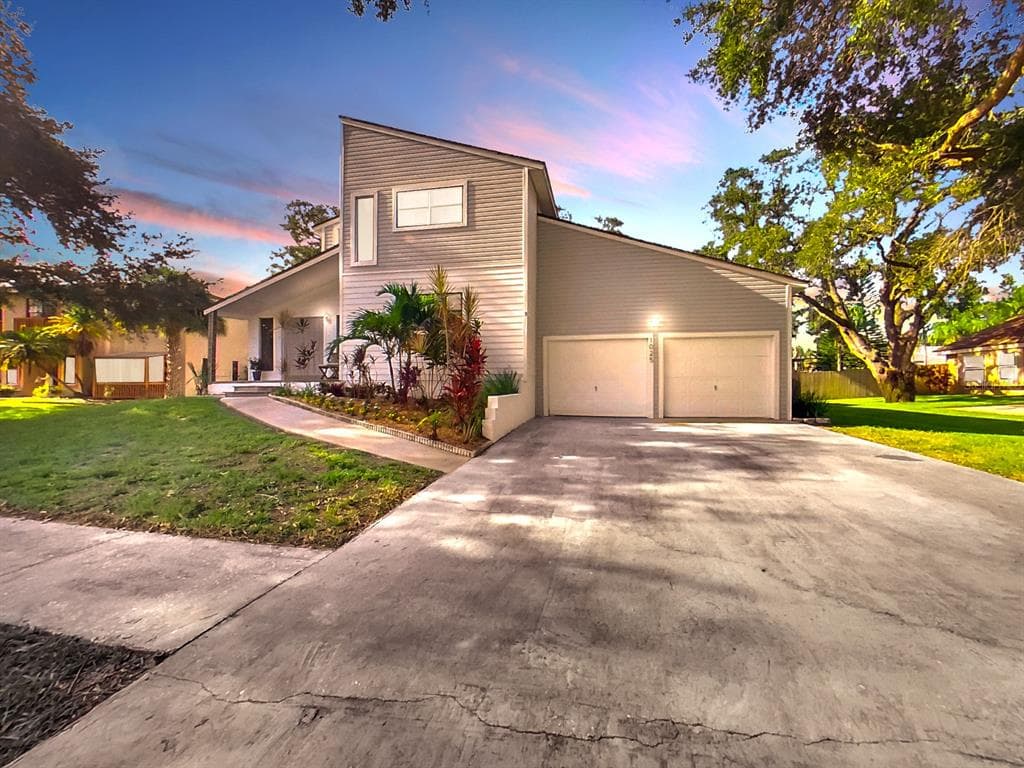1025 BEAVER DRIVE