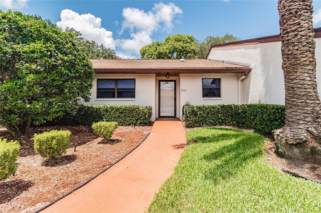 7835 RADCLIFFE CIRCLE PORT RICHEY, FL 34668