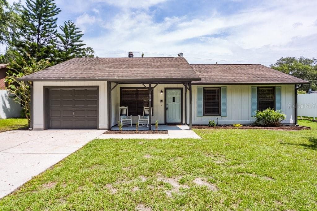 1628 ROBERTSON STREET LAKELAND, FL 33803