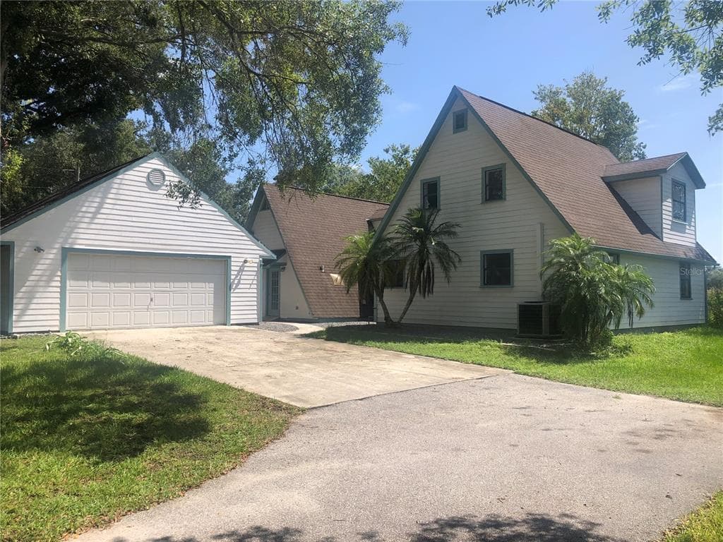 11612 KENT GROVE DRIVE SPRING HILL, FL 34610