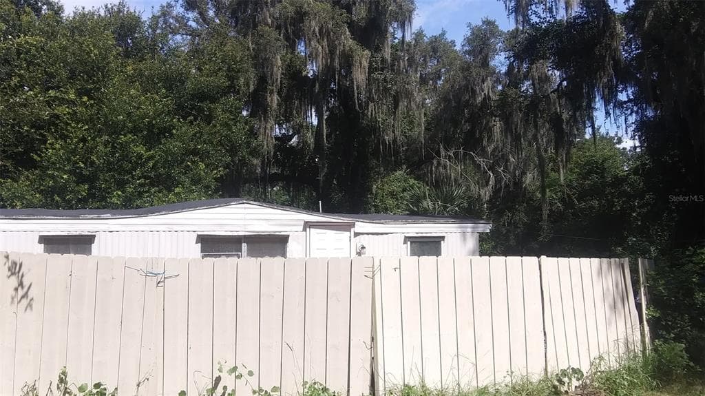 4818 SE 166TH TERRACE OCKLAWAHA, FL 32179