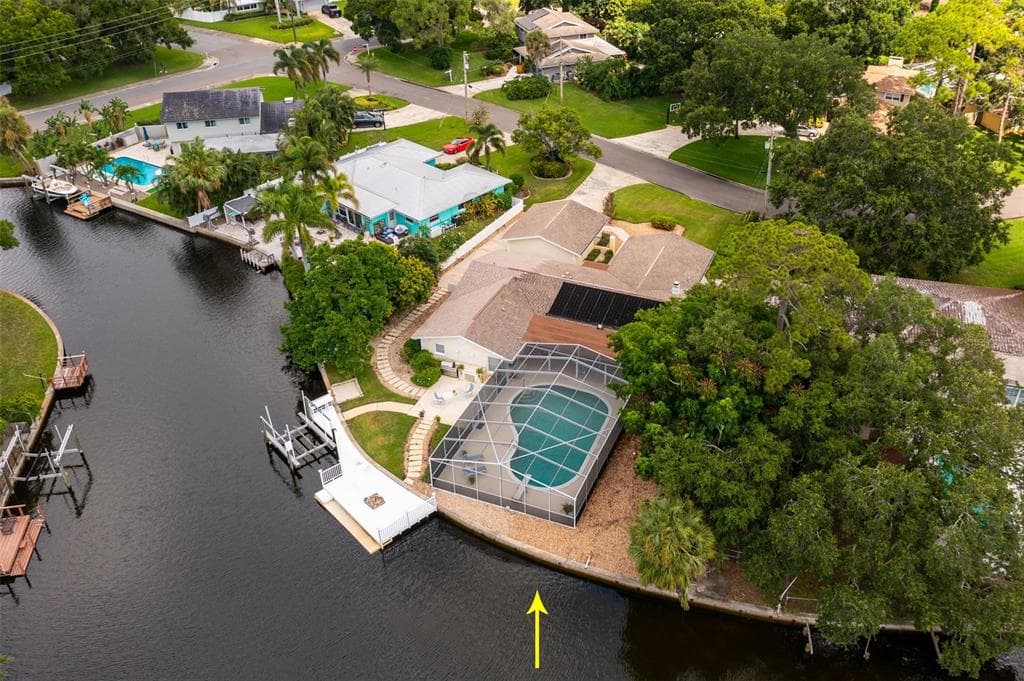 5165 DOVER STREET NE ST PETERSBURG, FL 33703