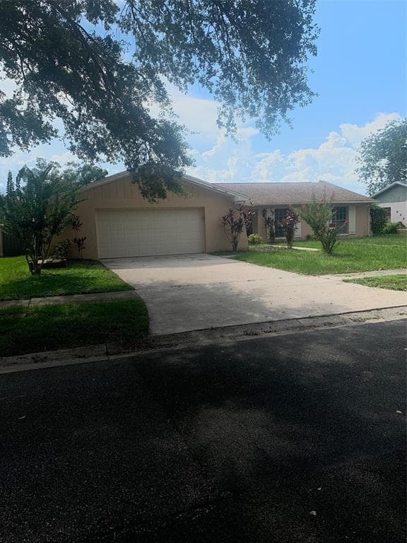 1806 GREEN LAWN STREET BRANDON, FL 33511