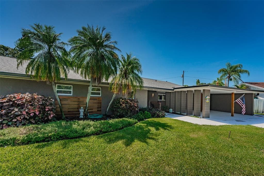 4122 51ST AVENUE S ST PETERSBURG, FL 33711