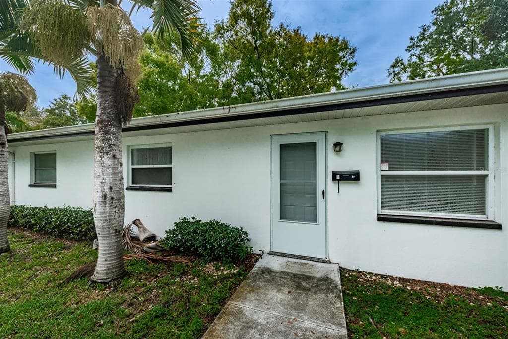400 S METEOR AVENUE UNIT 3 CLEARWATER, FL 33765