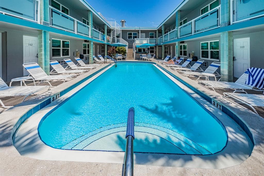 603 MANDALAY AVENUE UNIT 102 CLEARWATER, FL 33767