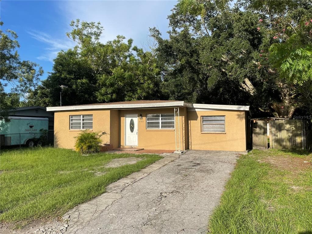 4705 EL DORADO DRIVE TAMPA, FL 33615