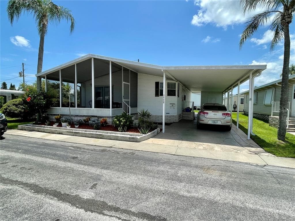 34668 ORANGE DR N PINELLAS PARK, FL 33781