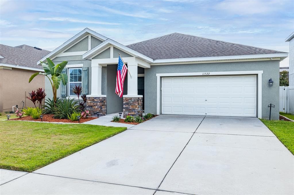 11522 TANGLE STONE DRIVE GIBSONTON, FL 33534