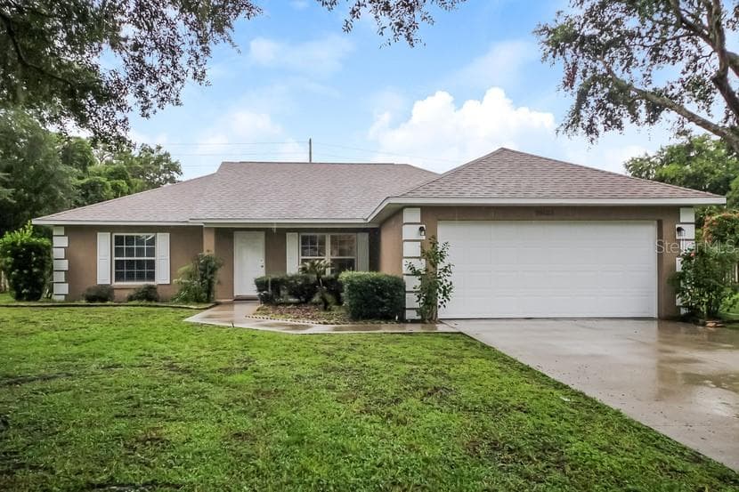 35123 QUEENS WAY FRUITLAND PARK, FL 34731