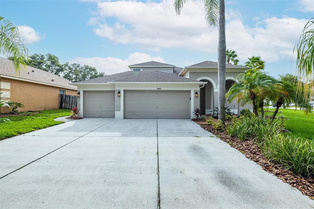 2502 BELLWOOD DRIVE BRANDON, FL 33511
