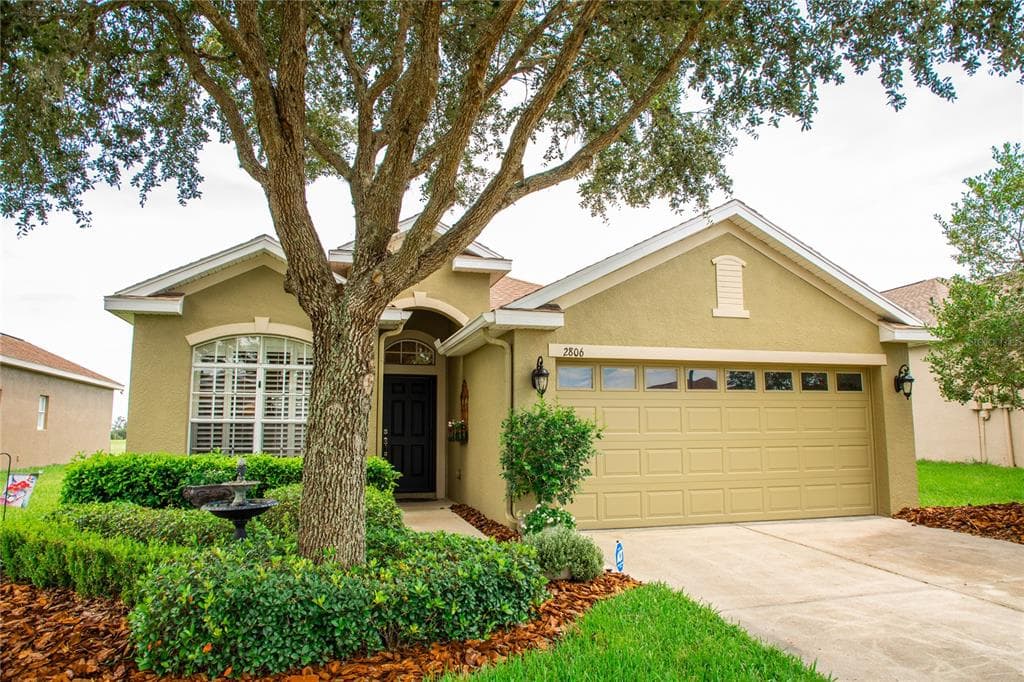 2806 GRAPHITE COURT VALRICO, FL 33594