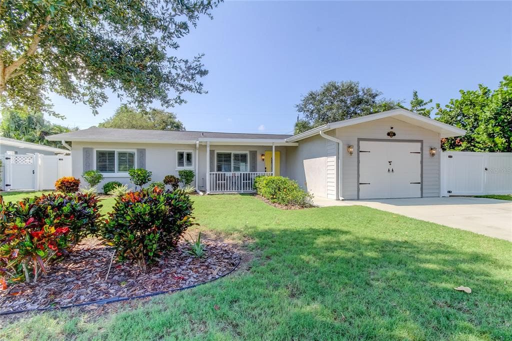 1500 SAN ROY DRIVE