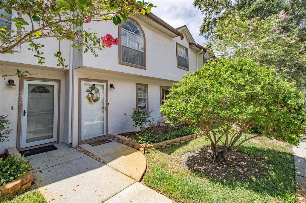 3327 FOX HUNT DRIVE PALM HARBOR, FL 34683