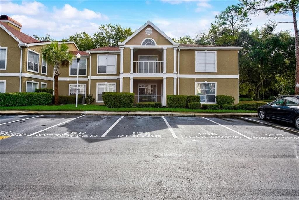 9481 HIGHLAND OAK DRIVE UNIT 411 TAMPA, FL 33647