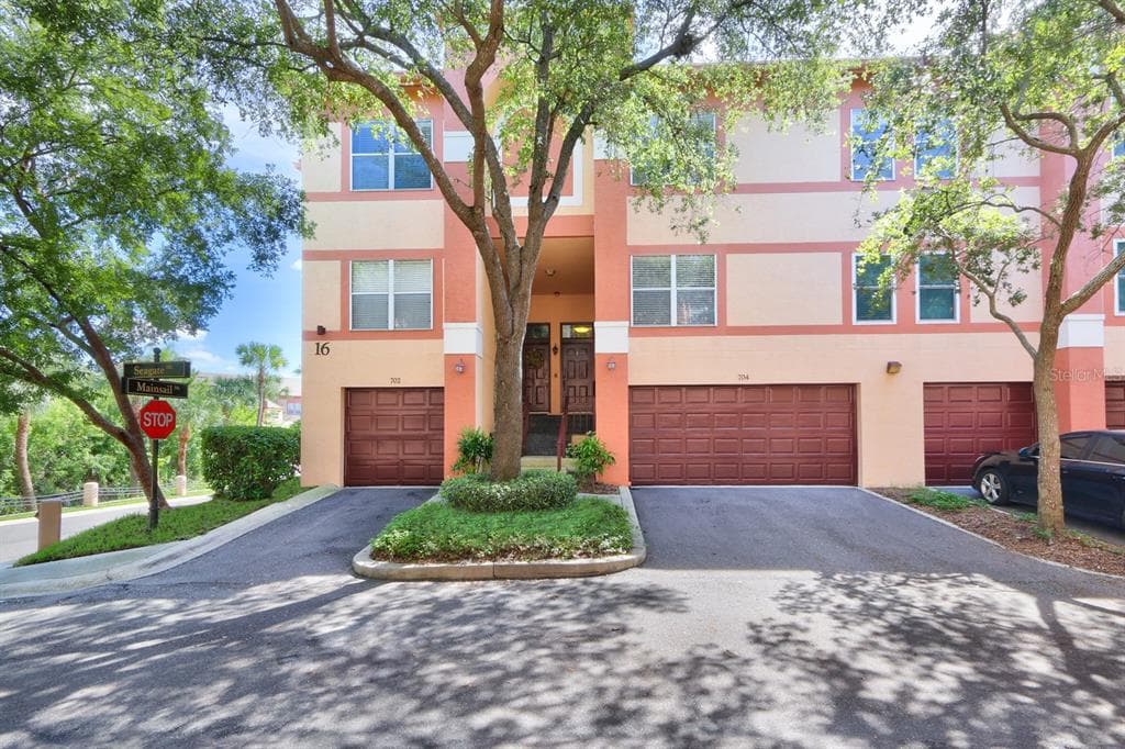 704 SEAGATE DRIVE TAMPA, FL 33602