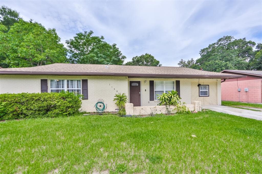 1148 OAKHILL STREET SEFFNER, FL 33584