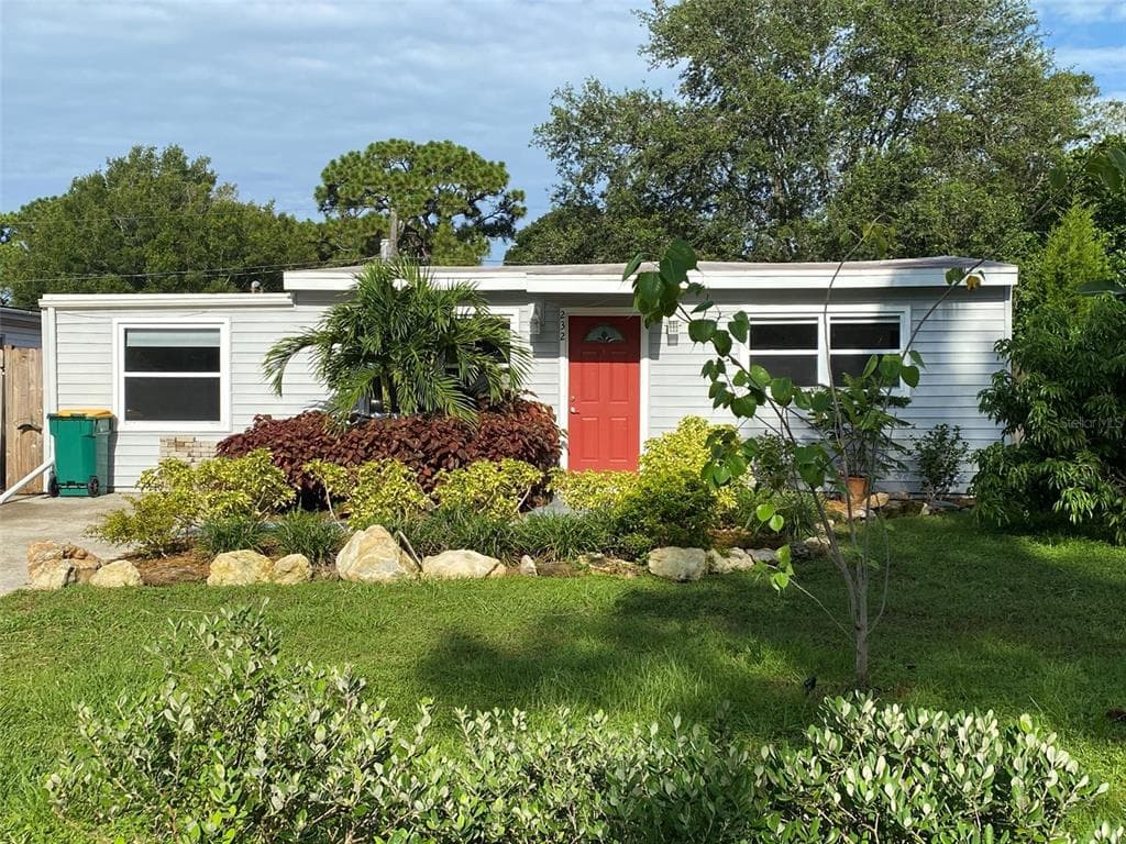 232 MELODY LANE LARGO, FL 33771