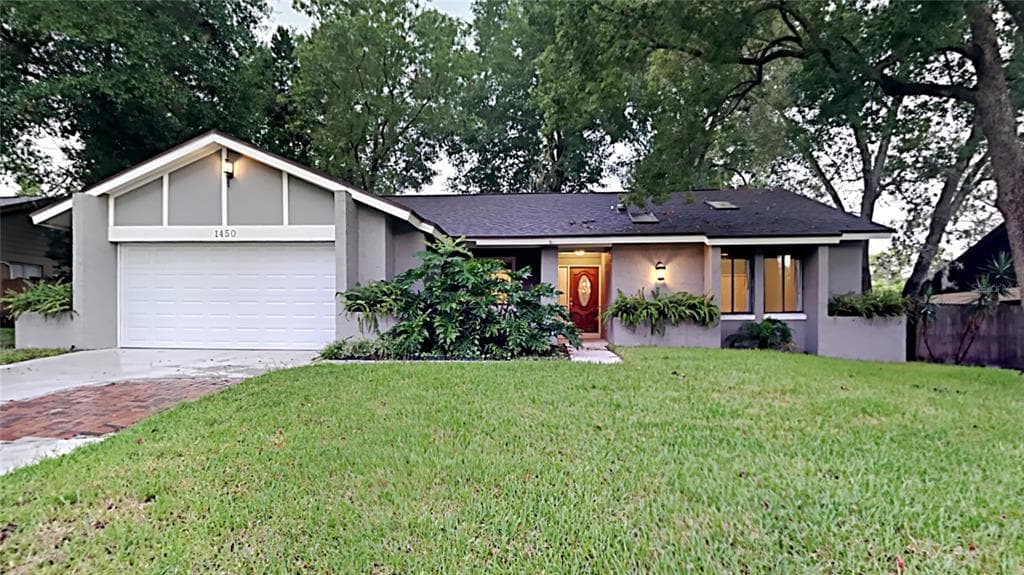 1450 LANCELOT WAY CASSELBERRY, FL 32707