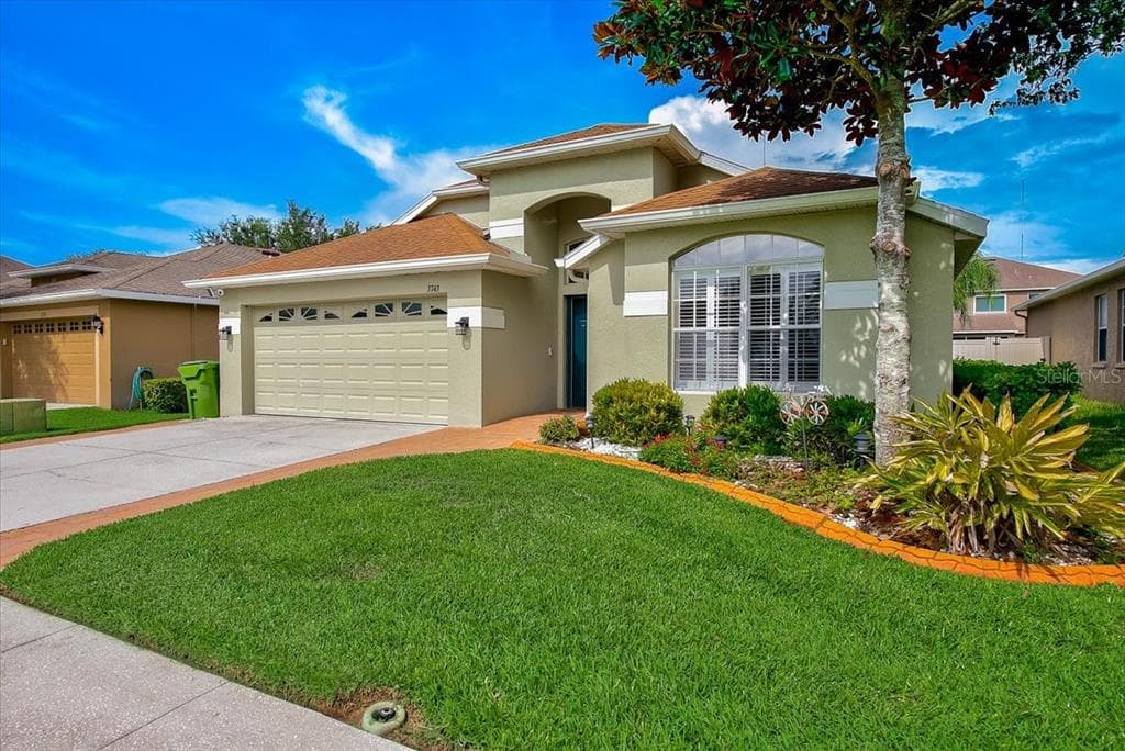 3743 OLDE LANARK DRIVE LAND O LAKES, FL 34638