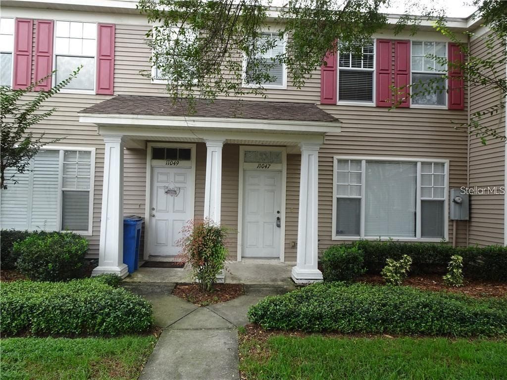 11047 BLACK SWAN COURT UNIT 11047 SEFFNER, FL 33584