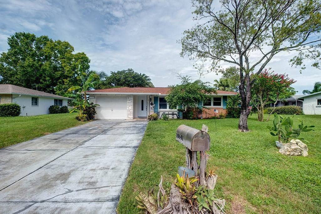 10641 CYMBID DRIVE PORT RICHEY, FL 34668