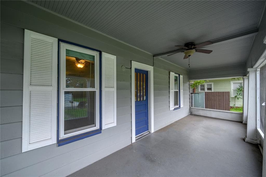 1216 E CURTIS STREET TAMPA, FL 33603