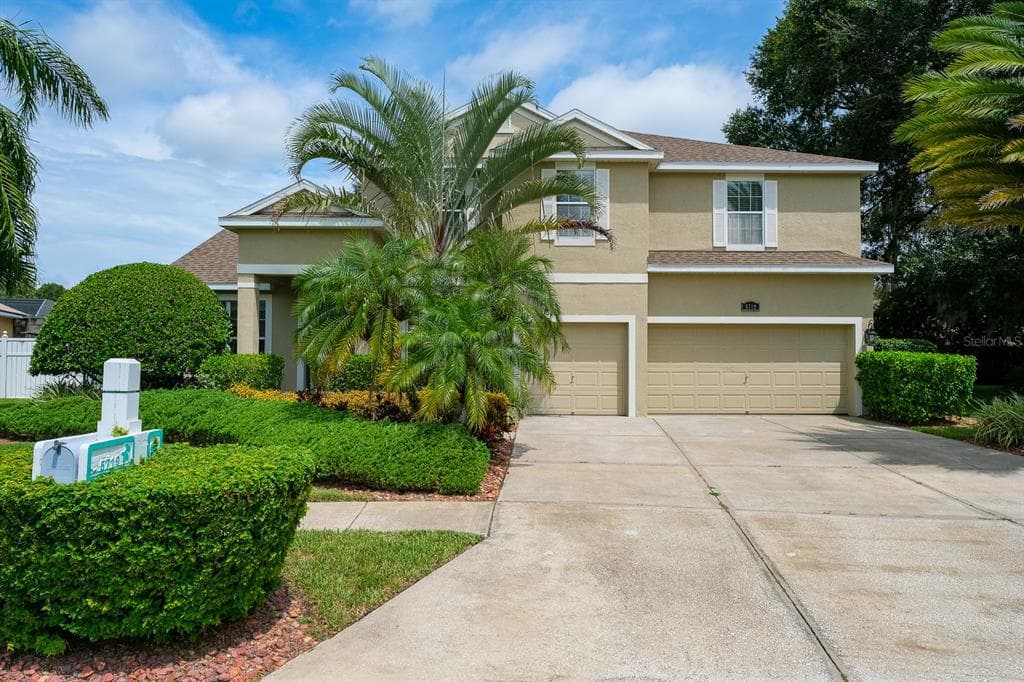 5719 GOLDEN OWL LOOP LAND O LAKES, FL 34638