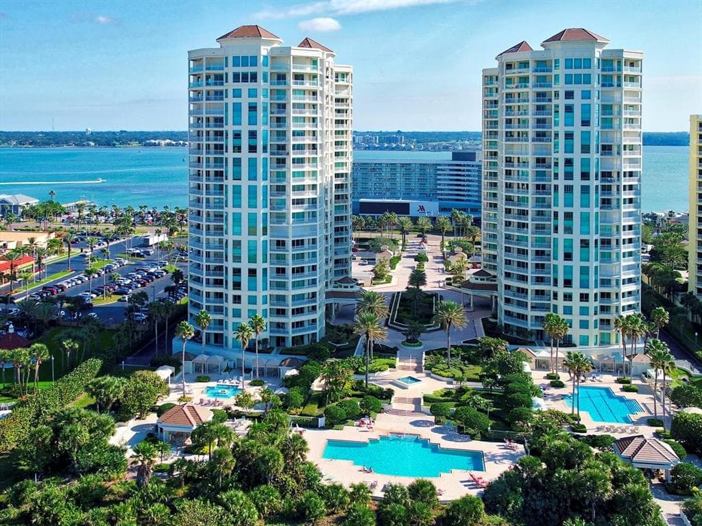 1180 GULF BOULEVARD UNIT 102 CLEARWATER, FL 33767