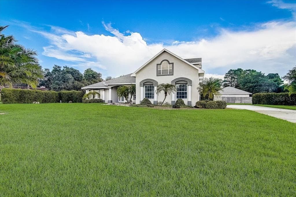 12114 SHADOW RUN BOULEVARD RIVERVIEW, FL 33569