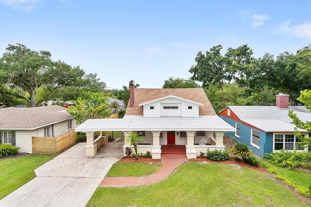 308 EASTON DRIVE LAKELAND, FL 33803