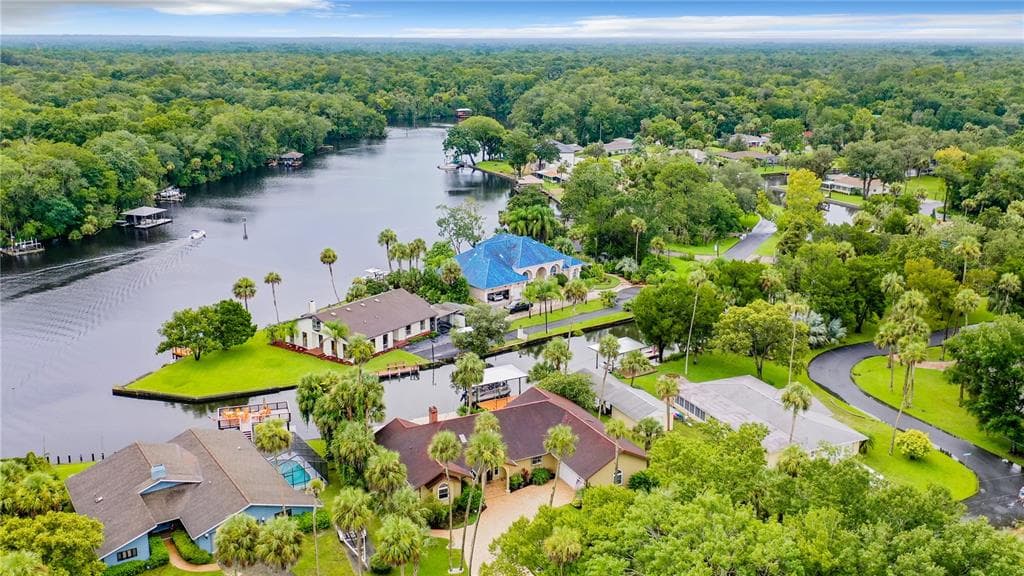 4255 S PURSLANE DRIVE HOMOSASSA, FL 34448