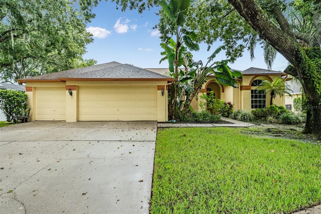 17305 HUBERS COURT ODESSA, FL 33556