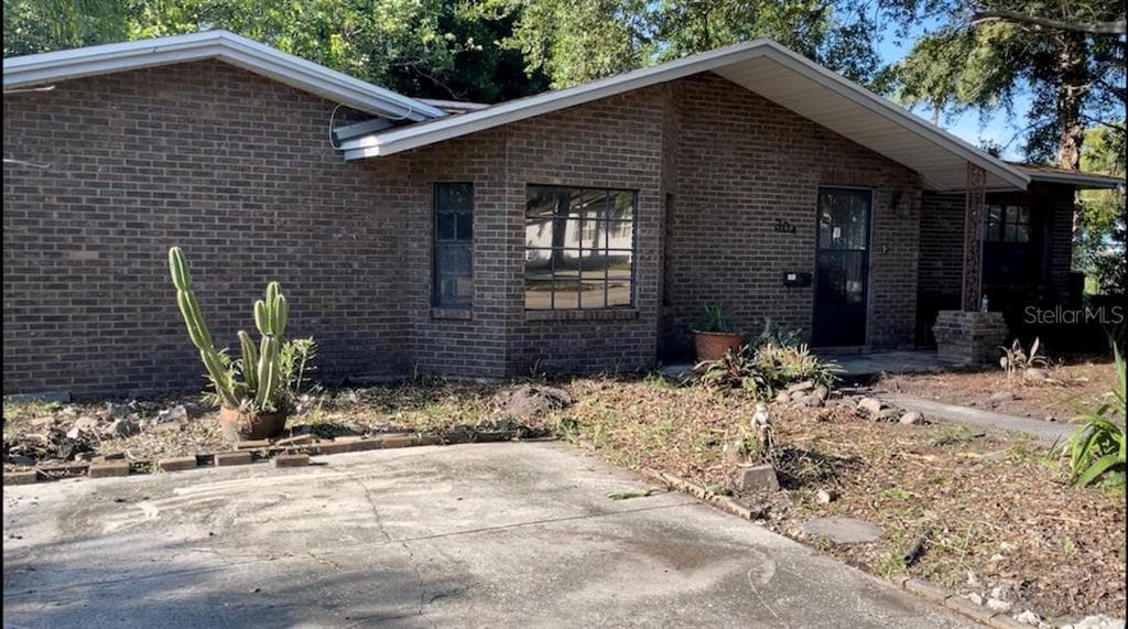 304 E EMMA STREET TAMPA, FL 33603