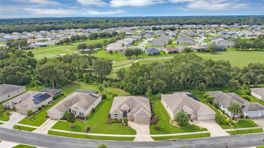 26545 MANASSAS DRIVE LEESBURG, FL 34748