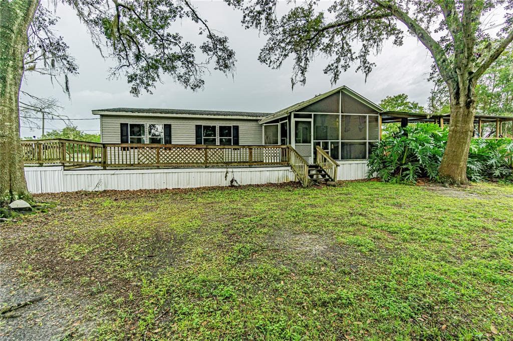 4936 STEVE REEVES LANE PLANT CITY, FL 33565