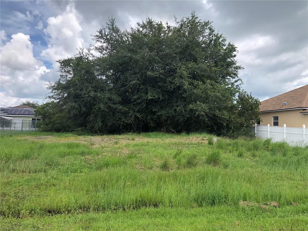 854 MASSY COURT KISSIMMEE, FL 34759