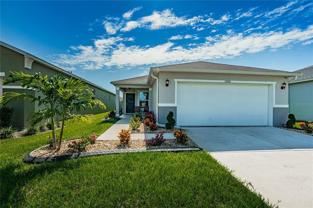11206 SOUTHERN CROSS PLACE GIBSONTON, FL 33534